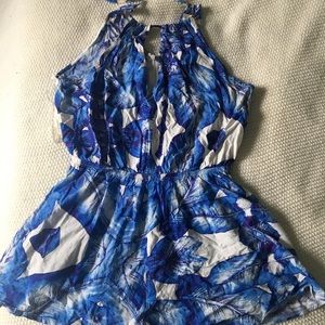 LF Romper in White 🌸 Blue Hawaiian Floral Print